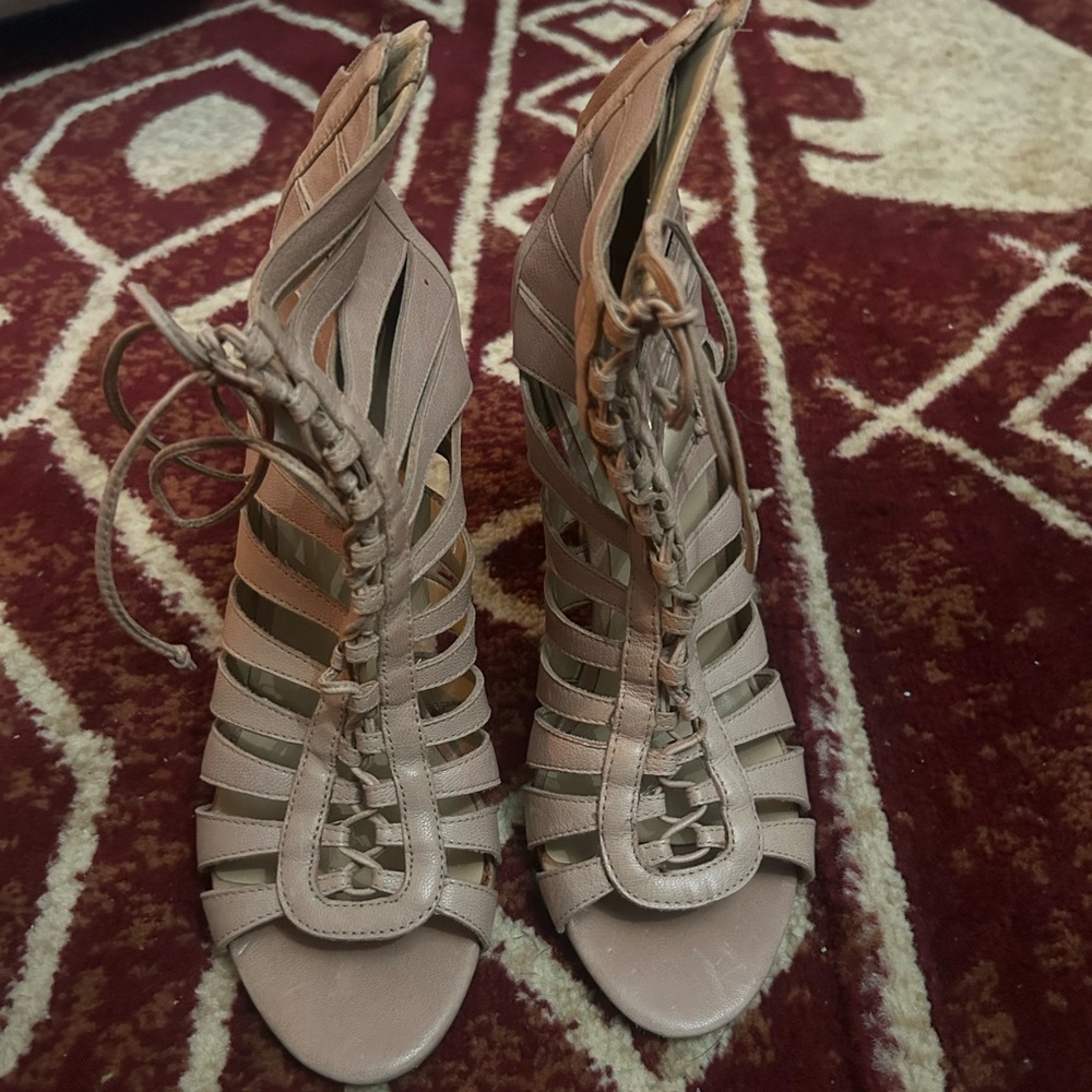 Only worn a couple of times.